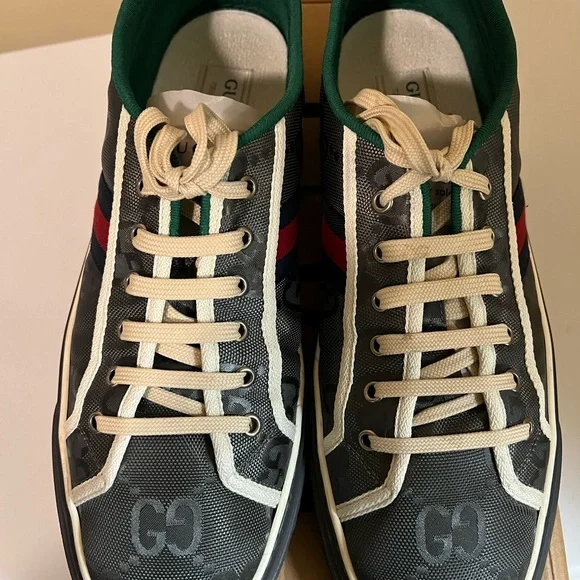Men's Gucci Designer Sneakers - Picture 2 of 9